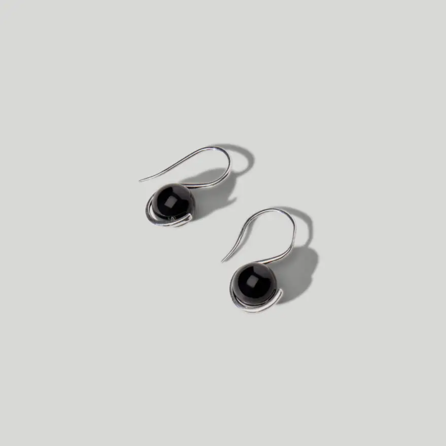 Maslo | Wrap Earrings Black Onyx