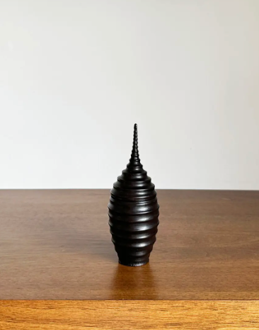Ebony Toren Vessel – 640