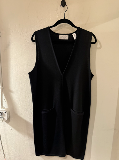 Lord & Taylor VNeck Vest
